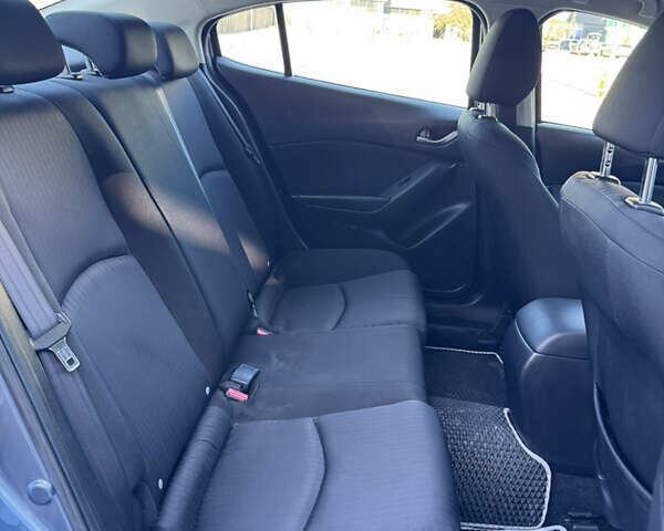 Синий Мазда 3, объемом двигателя 2 л и пробегом 147 тыс. км за 10700 $, фото 12 на Automoto.ua