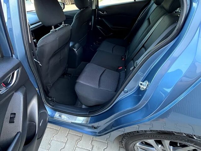 Синий Мазда 3, объемом двигателя 1.5 л и пробегом 141 тыс. км за 13300 $, фото 5 на Automoto.ua