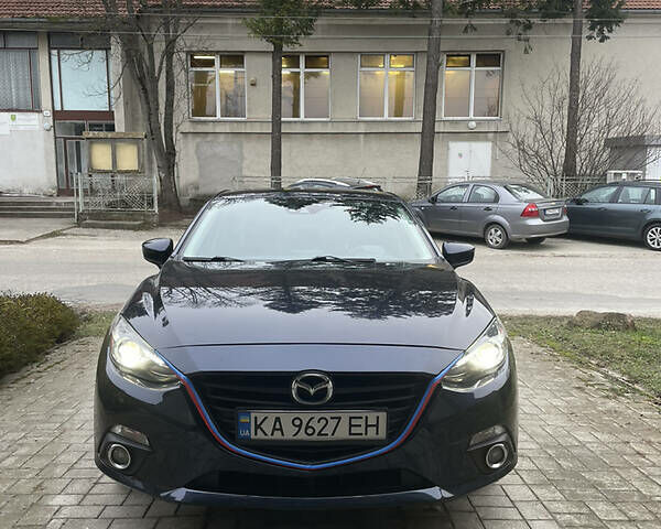 Синий Мазда 3, объемом двигателя 2.5 л и пробегом 180 тыс. км за 12000 $, фото 1 на Automoto.ua