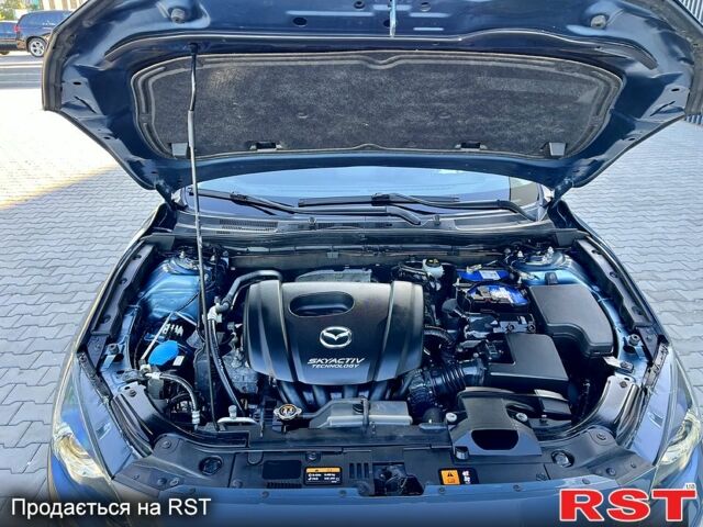 Синий Мазда 3, объемом двигателя 1.5 л и пробегом 141 тыс. км за 13300 $, фото 8 на Automoto.ua