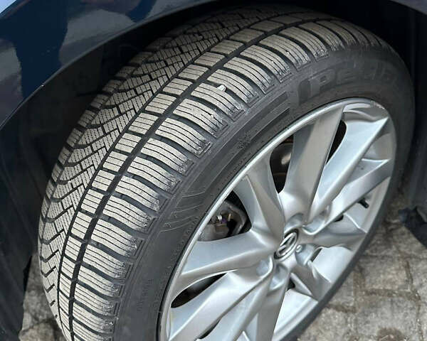 Синий Мазда 3, объемом двигателя 2 л и пробегом 117 тыс. км за 13400 $, фото 9 на Automoto.ua