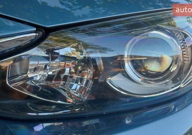 Синий Мазда 3, объемом двигателя 2 л и пробегом 183 тыс. км за 11000 $, фото 8 на Automoto.ua