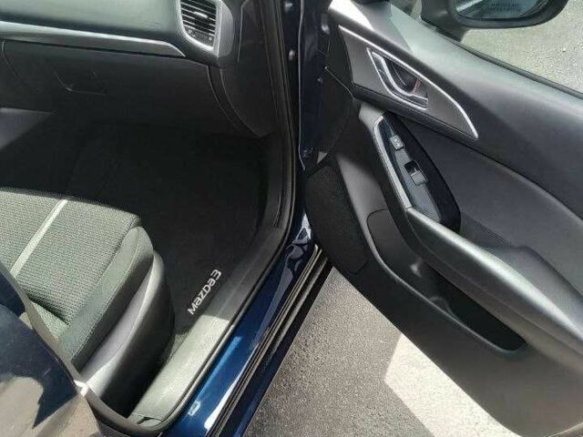 Синий Мазда 3, объемом двигателя 2 л и пробегом 62 тыс. км за 13900 $, фото 10 на Automoto.ua