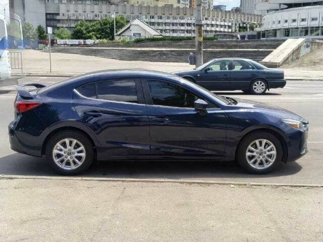 Синий Мазда 3, объемом двигателя 2 л и пробегом 62 тыс. км за 13900 $, фото 1 на Automoto.ua