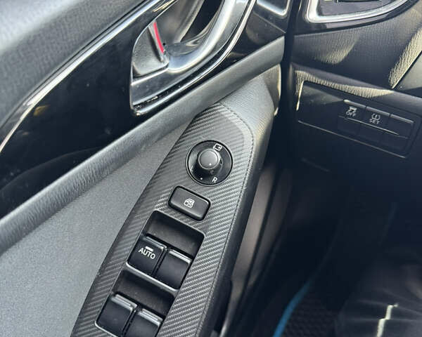 Синий Мазда 3, объемом двигателя 1.5 л и пробегом 187 тыс. км за 12000 $, фото 15 на Automoto.ua