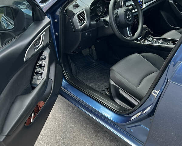 Синій Мазда 3, об'ємом двигуна 2 л та пробігом 58 тис. км за 12500 $, фото 8 на Automoto.ua