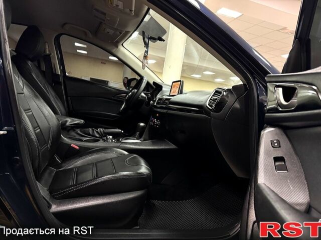 Синій Мазда 3, об'ємом двигуна 2 л та пробігом 160 тис. км за 12000 $, фото 6 на Automoto.ua