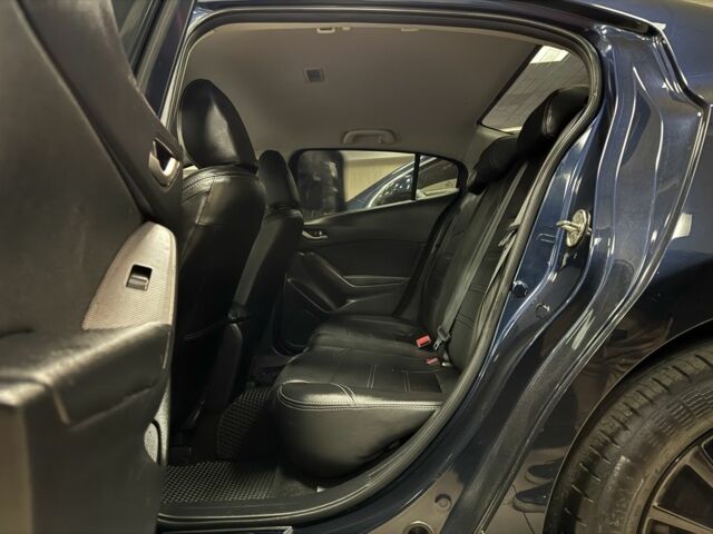 Синий Мазда 3, объемом двигателя 2 л и пробегом 160 тыс. км за 12000 $, фото 8 на Automoto.ua