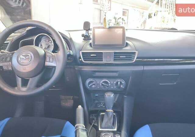 Синий Мазда 3, объемом двигателя 2 л и пробегом 183 тыс. км за 11000 $, фото 10 на Automoto.ua