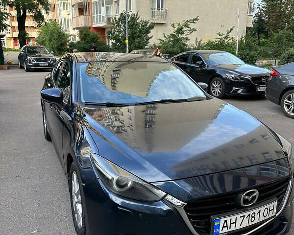 Синий Мазда 3, объемом двигателя 1.5 л и пробегом 128 тыс. км за 15200 $, фото 1 на Automoto.ua