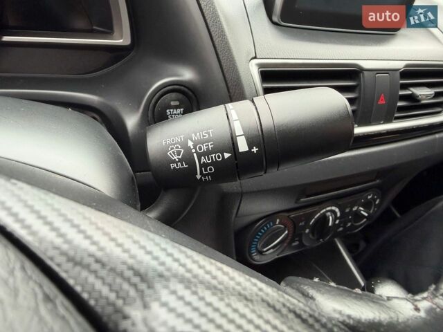 Синий Мазда 3, объемом двигателя 2 л и пробегом 110 тыс. км за 10999 $, фото 14 на Automoto.ua