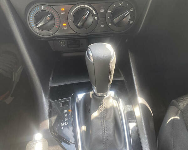 Синій Мазда 3, об'ємом двигуна 1.6 л та пробігом 74 тис. км за 11000 $, фото 6 на Automoto.ua