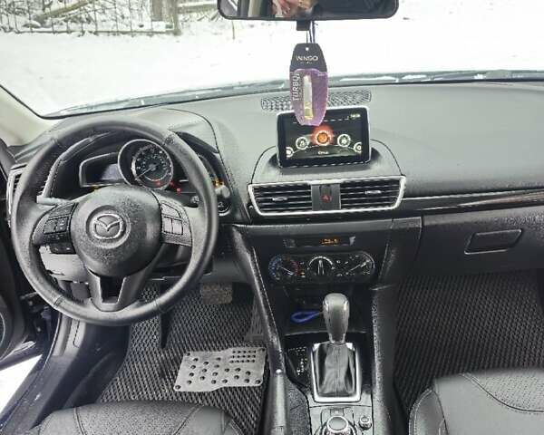 Синий Мазда 3, объемом двигателя 1.9 л и пробегом 160 тыс. км за 11150 $, фото 5 на Automoto.ua