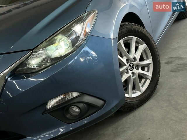 Синій Мазда 3, об'ємом двигуна 2 л та пробігом 181 тис. км за 10500 $, фото 4 на Automoto.ua