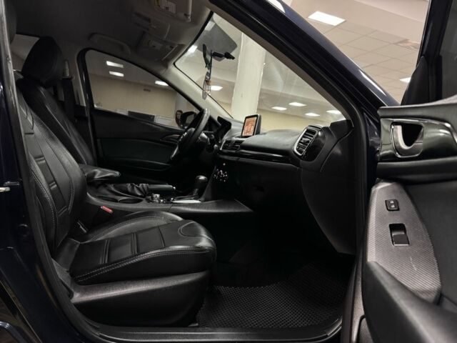Синий Мазда 3, объемом двигателя 2 л и пробегом 160 тыс. км за 12000 $, фото 7 на Automoto.ua