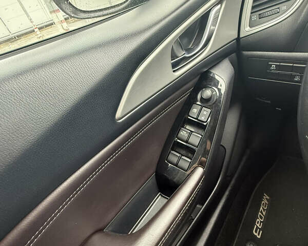 Синий Мазда 3, объемом двигателя 2 л и пробегом 161 тыс. км за 13000 $, фото 23 на Automoto.ua