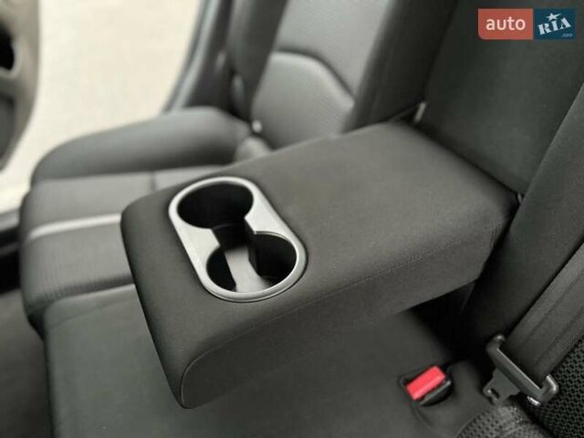 Синий Мазда 3, объемом двигателя 1.5 л и пробегом 60 тыс. км за 15200 $, фото 48 на Automoto.ua