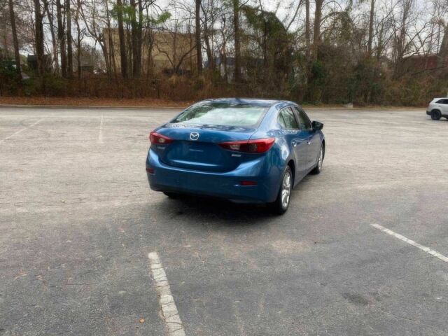 Синий Мазда 3, объемом двигателя 2 л и пробегом 64 тыс. км за 3500 $, фото 4 на Automoto.ua