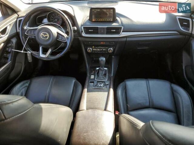 Синий Мазда 3, объемом двигателя 2 л и пробегом 142 тыс. км за 2180 $, фото 7 на Automoto.ua