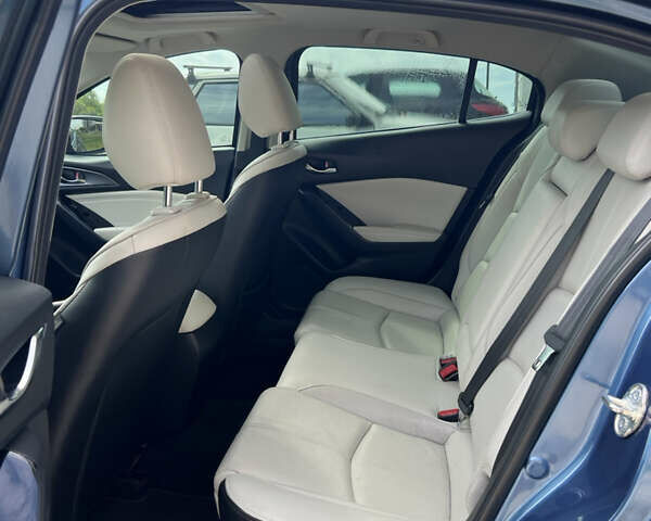 Синий Мазда 3, объемом двигателя 2.5 л и пробегом 56 тыс. км за 11500 $, фото 8 на Automoto.ua