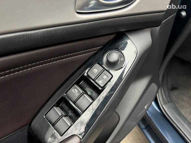 Синий Мазда 3, объемом двигателя 2 л и пробегом 106 тыс. км за 14990 $, фото 10 на Automoto.ua