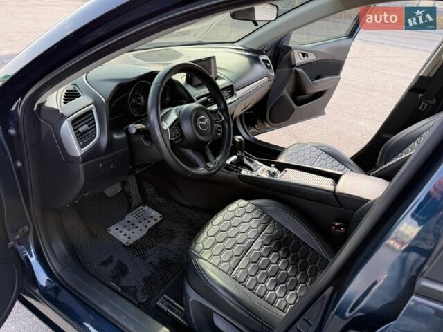 Синий Мазда 3, объемом двигателя 2 л и пробегом 158 тыс. км за 12300 $, фото 6 на Automoto.ua