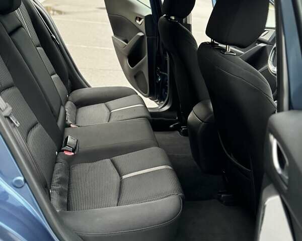 Синий Мазда 3, объемом двигателя 1.5 л и пробегом 60 тыс. км за 15200 $, фото 51 на Automoto.ua