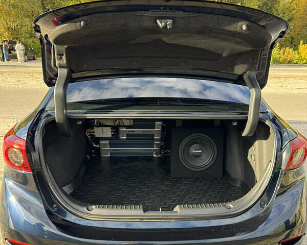 Синий Мазда 3, объемом двигателя 2.5 л и пробегом 85 тыс. км за 15000 $, фото 25 на Automoto.ua