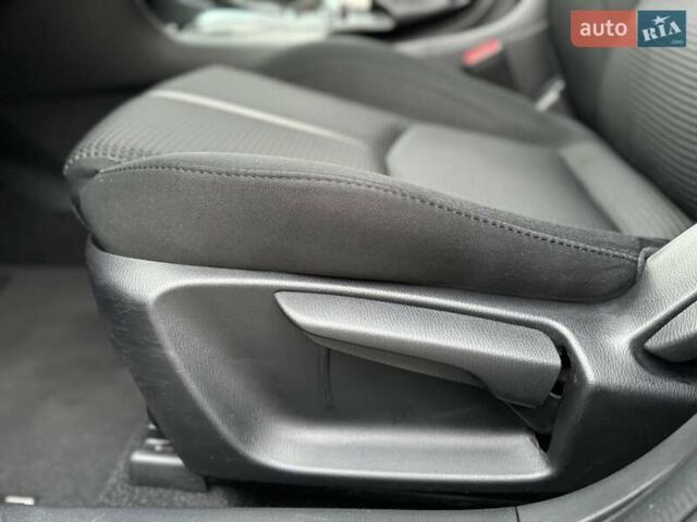 Синий Мазда 3, объемом двигателя 1.5 л и пробегом 60 тыс. км за 15200 $, фото 29 на Automoto.ua