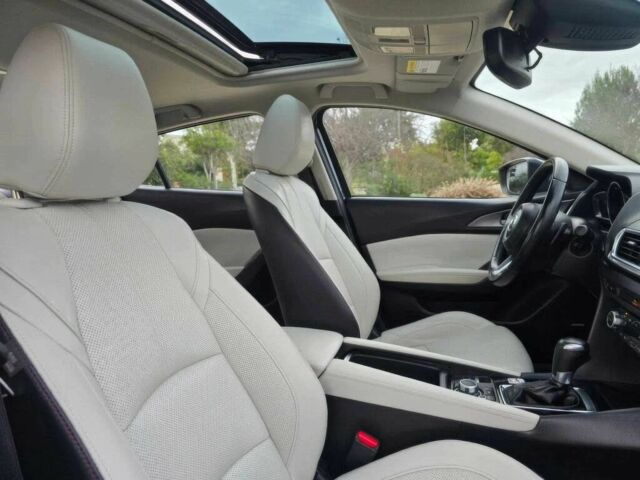 Синий Мазда 3, объемом двигателя 2.5 л и пробегом 51 тыс. км за 2000 $, фото 9 на Automoto.ua