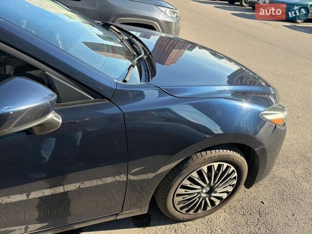 Синій Мазда 3, об'ємом двигуна 2 л та пробігом 135 тис. км за 11000 $, фото 1 на Automoto.ua