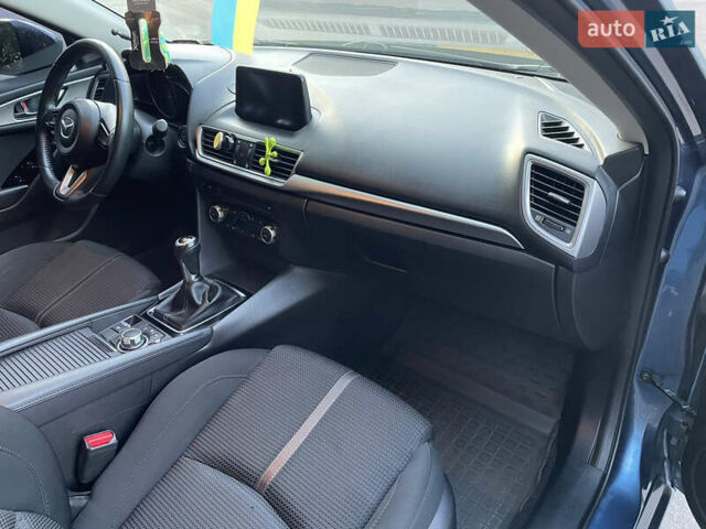 Синий Мазда 3, объемом двигателя 1.5 л и пробегом 54 тыс. км за 14100 $, фото 20 на Automoto.ua