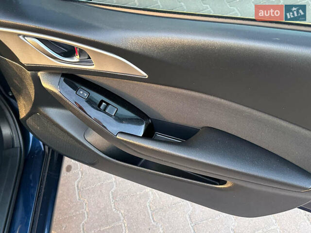 Синій Мазда 3, об'ємом двигуна 2 л та пробігом 72 тис. км за 13999 $, фото 46 на Automoto.ua