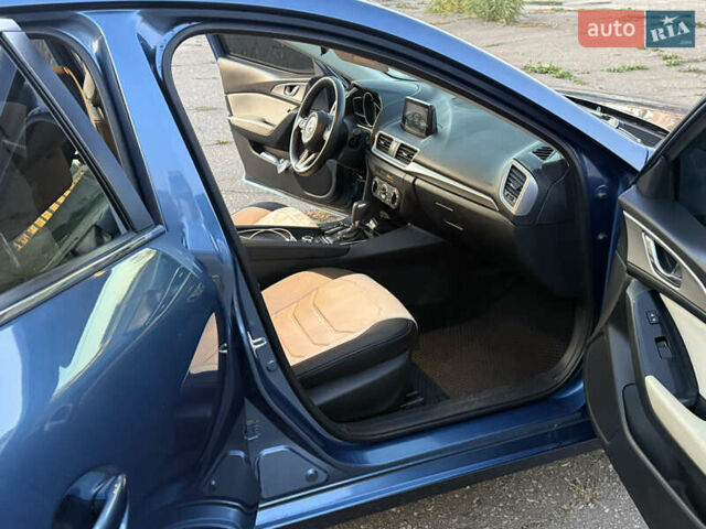 Синій Мазда 3, об'ємом двигуна 2 л та пробігом 120 тис. км за 14000 $, фото 13 на Automoto.ua