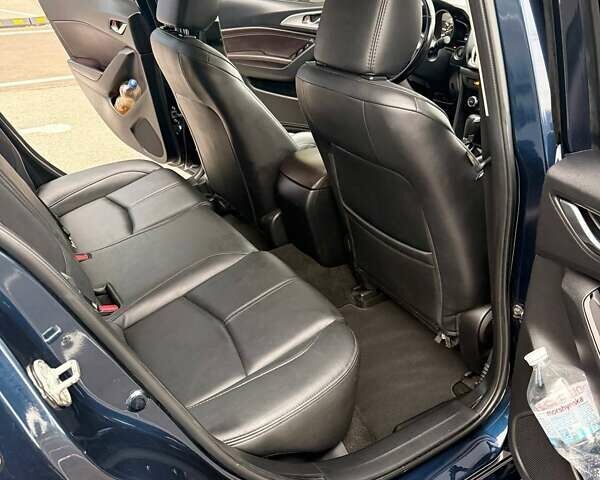 Синий Мазда 3, объемом двигателя 2.5 л и пробегом 79 тыс. км за 15500 $, фото 6 на Automoto.ua