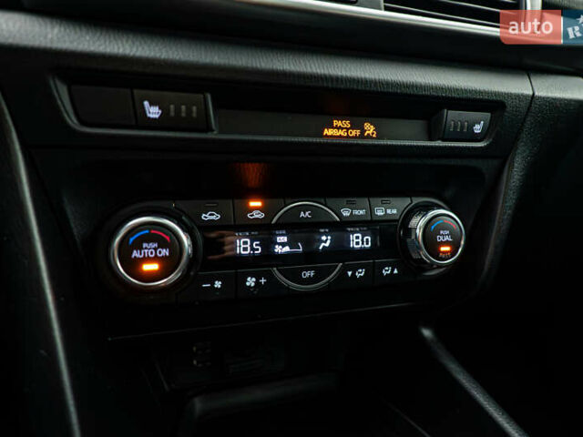 Синий Мазда 3, объемом двигателя 2.5 л и пробегом 38 тыс. км за 14597 $, фото 18 на Automoto.ua