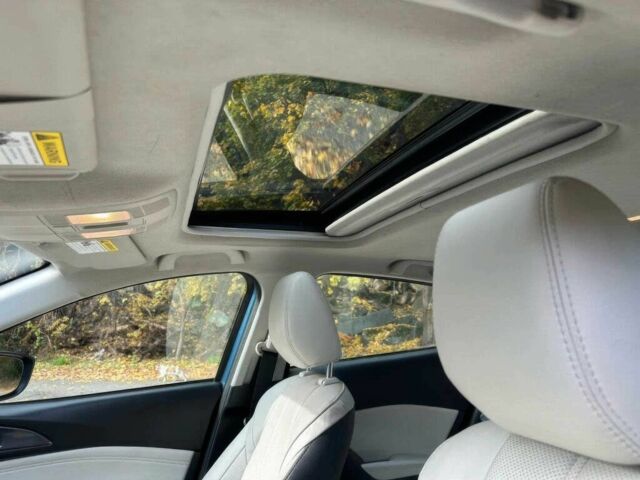 Синий Мазда 3, объемом двигателя 2.5 л и пробегом 39 тыс. км за 8000 $, фото 8 на Automoto.ua