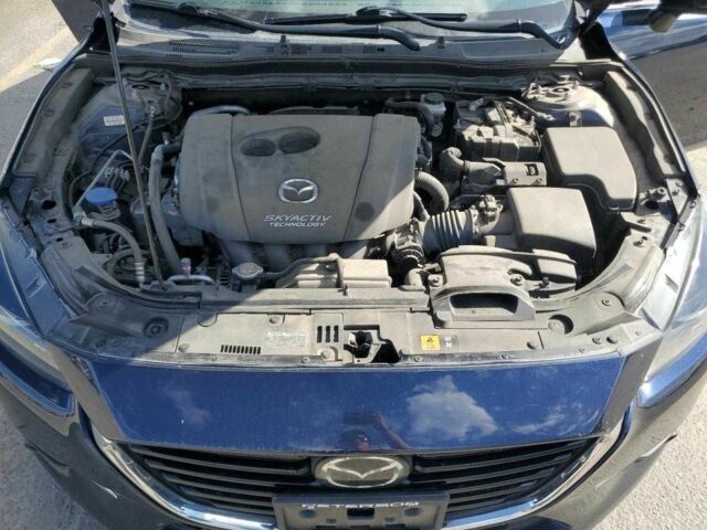 Синий Мазда 3, объемом двигателя 0 л и пробегом 52 тыс. км за 2000 $, фото 10 на Automoto.ua