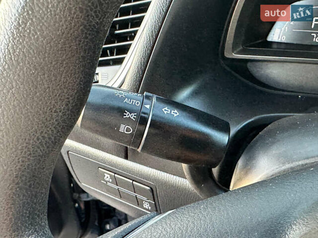 Синій Мазда 3, об'ємом двигуна 2 л та пробігом 72 тис. км за 13999 $, фото 33 на Automoto.ua