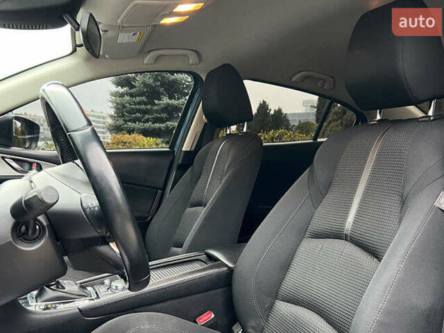 Синий Мазда 3, объемом двигателя 2 л и пробегом 151 тыс. км за 13500 $, фото 8 на Automoto.ua
