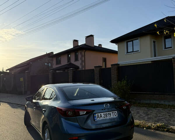Синий Мазда 3, объемом двигателя 1.5 л и пробегом 77 тыс. км за 14700 $, фото 4 на Automoto.ua