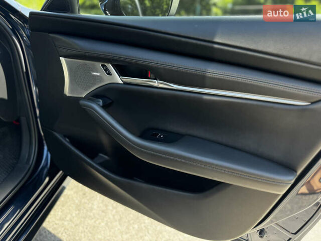 Синий Мазда 3, объемом двигателя 2.5 л и пробегом 55 тыс. км за 15400 $, фото 25 на Automoto.ua