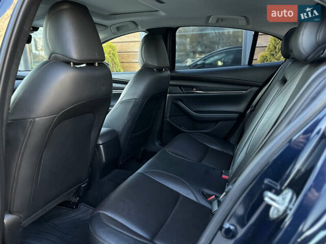 Мазда 3 2019 в Львове на Automoto.ua Синий Мазда 3, объемом двигателя 2.49 л и пробегом 81 тыс. км за 17500 $, фото 46 на Automoto.ua