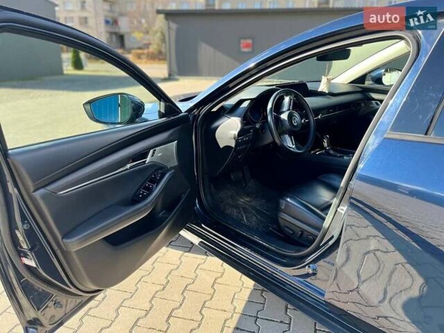 Мазда 3 2019 в Сокале на Automoto.ua Синий Мазда 3, объемом двигателя 2.49 л и пробегом 81 тыс. км за 17200 $, фото 19 на Automoto.ua