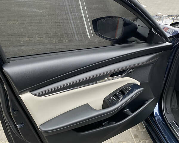 Синий Мазда 3, объемом двигателя 2.49 л и пробегом 60 тыс. км за 14700 $, фото 11 на Automoto.ua
