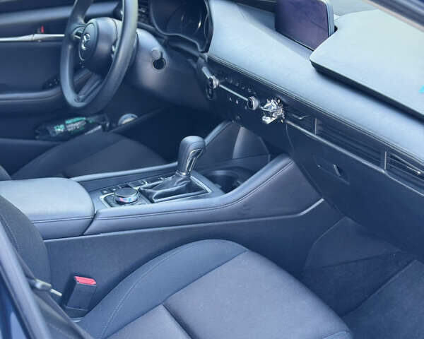 Синий Мазда 3, объемом двигателя 2.49 л и пробегом 44 тыс. км за 15500 $, фото 58 на Automoto.ua