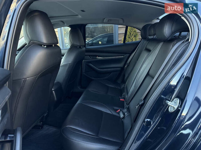 Мазда 3 2019 в Львове на Automoto.ua Синий Мазда 3, объемом двигателя 2.49 л и пробегом 81 тыс. км за 17500 $, фото 45 на Automoto.ua