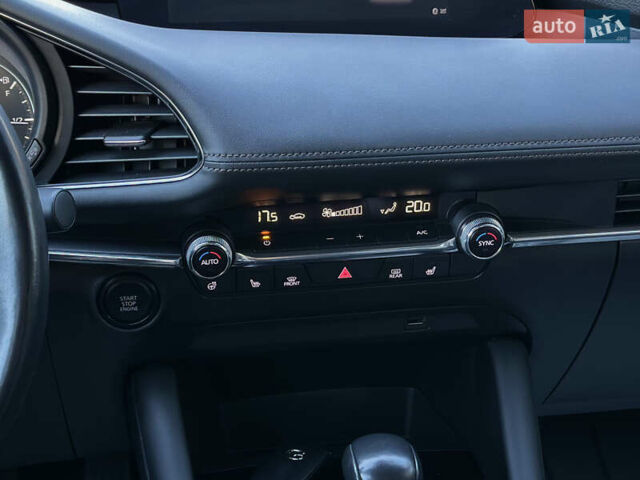 Мазда 3 2019 в Львове на Automoto.ua Синий Мазда 3, объемом двигателя 2.49 л и пробегом 81 тыс. км за 17500 $, фото 41 на Automoto.ua