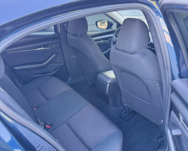 Синий Мазда 3, объемом двигателя 2.49 л и пробегом 44 тыс. км за 15500 $, фото 48 на Automoto.ua