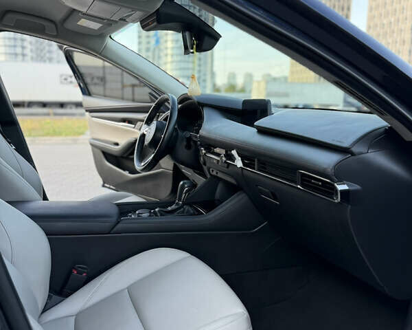 Синий Мазда 3, объемом двигателя 2.5 л и пробегом 56 тыс. км за 15200 $, фото 44 на Automoto.ua